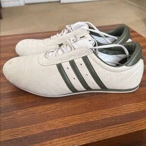 Women’s Adidas sneakers